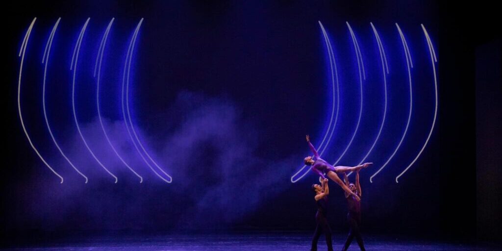 Scène du ballet "Prières de mon corps", présenté en première lors de la soirée gala en hommage à Šopov, le 23 decembre 2023, centenaire de sa naissance.